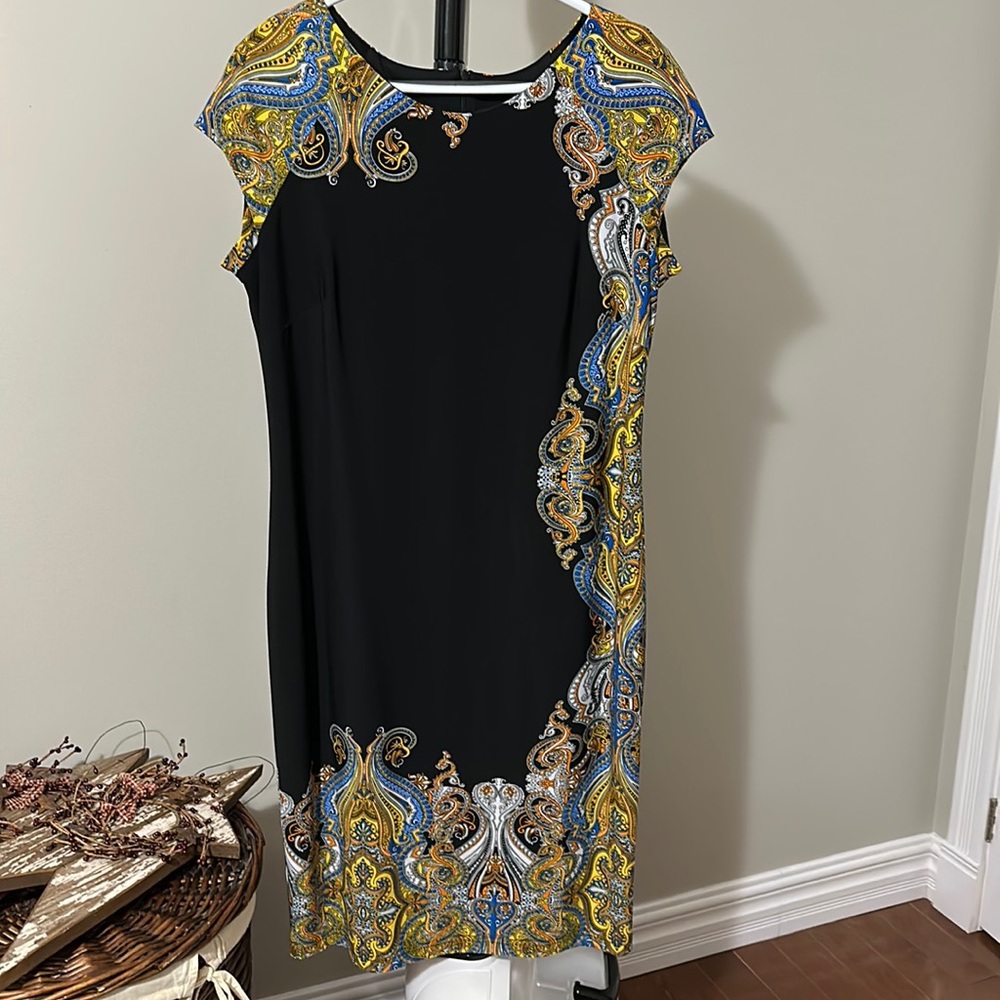 Joseph Ribkoff Knee Length Pattern Dress Size 14.